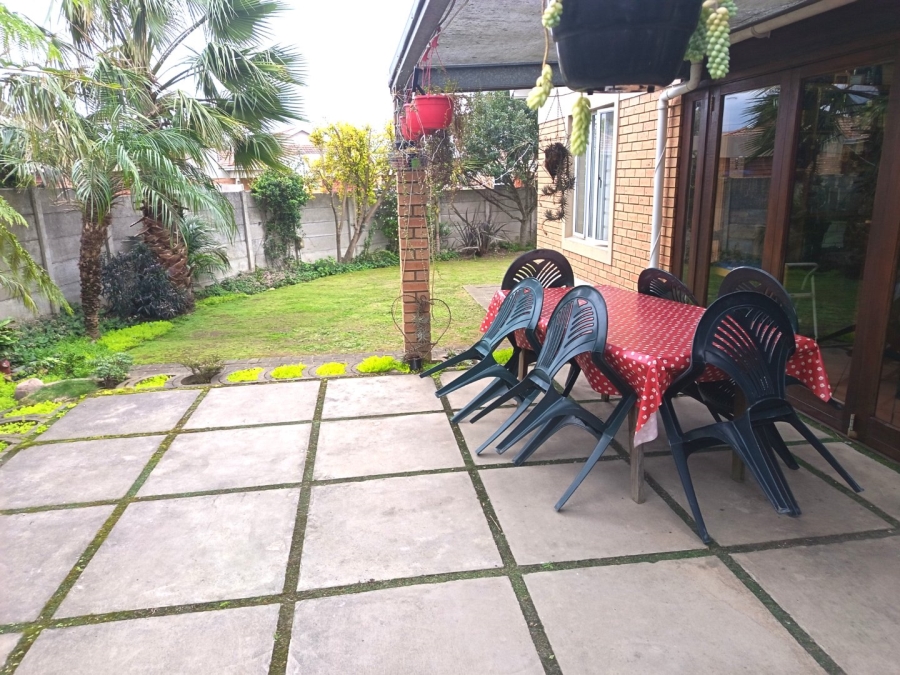 3 Bedroom Property for Sale in Blanco Western Cape